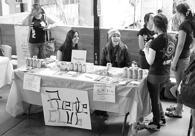 Student organizations promote at Club Day
