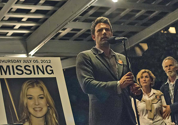 Ben Affleck, Lisa Banes and David Clennon star in Gone Girl.