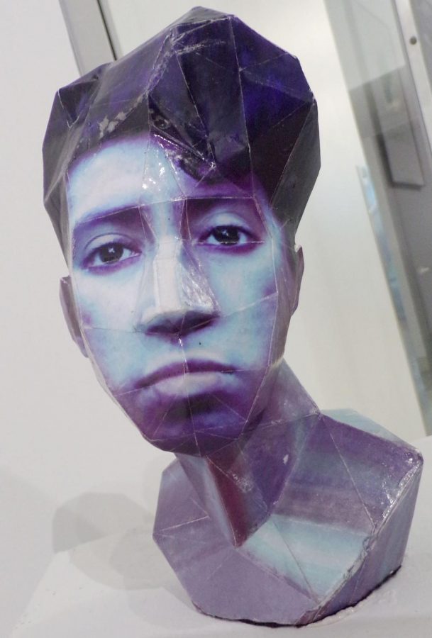 Sculpture by Saul Flores of a 3D self-portrait.
