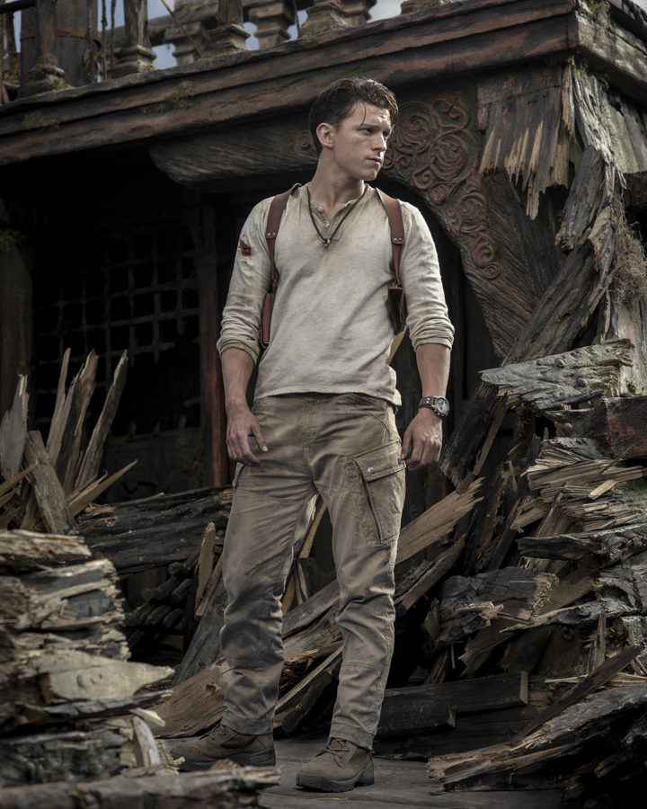 Tom Holland as Nathan Drake in Uncharted (2022).