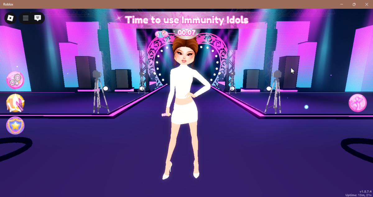 Screenshots form "Dress to Impress" gameplay on platform simulation game "Roblox."