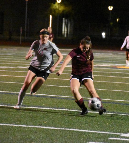LMC's No. 7 Kelsey Imrisek-Kawalkowski shoots the ball during LMC's Nov. 19 game against Las Positas College.